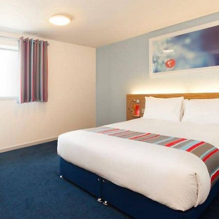 Travelodge London Ealing Ngoại thất bức ảnh