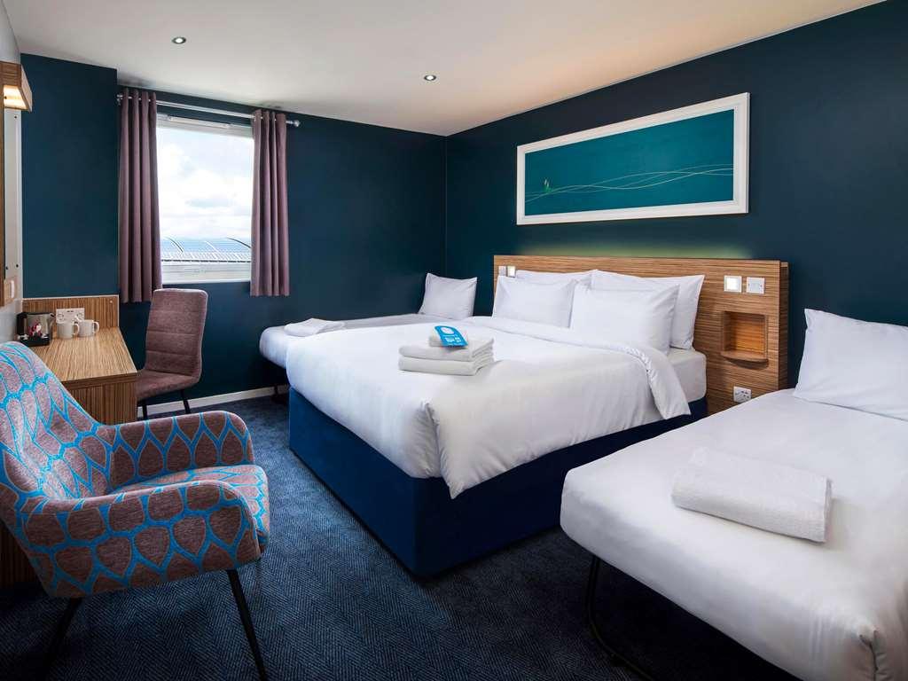 Travelodge London Ealing Phòng bức ảnh