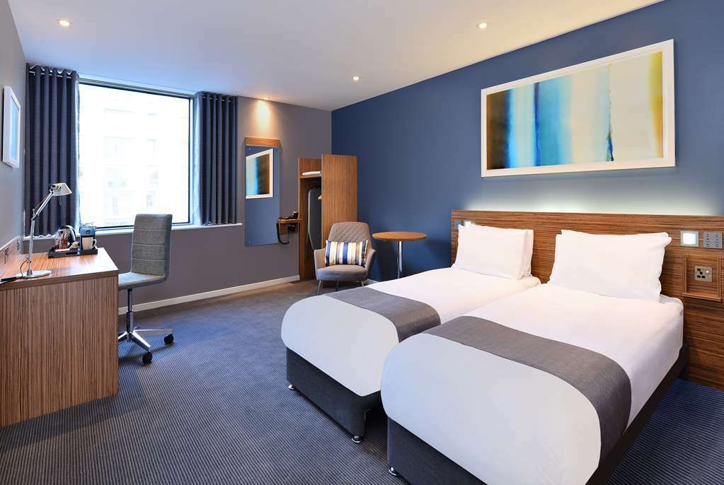 Travelodge London Ealing Phòng bức ảnh